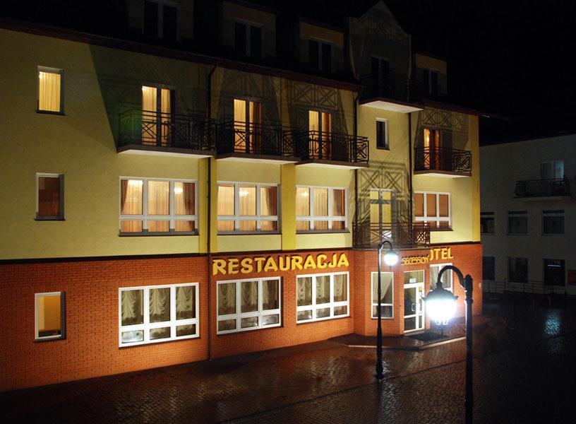 Secession Hotel Leczna Exterior photo